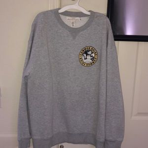 H&M grey crew neck